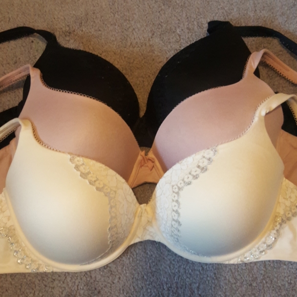 Victoria's Secret Other - 3 Body by VS Bras